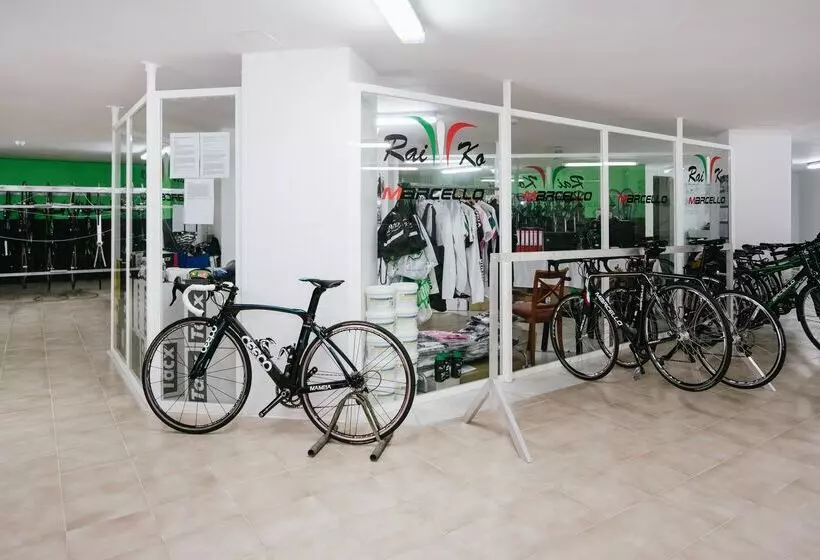 ホテル Thb Maria Isabel  Adults Only