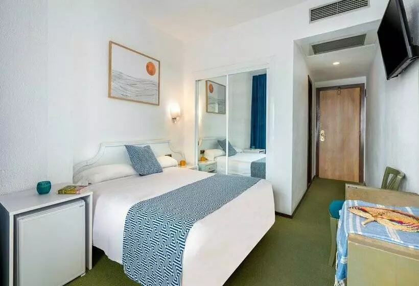 ホテル Vibra Beverly Playa