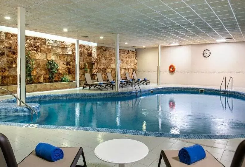 ホテル Vibra Beverly Playa