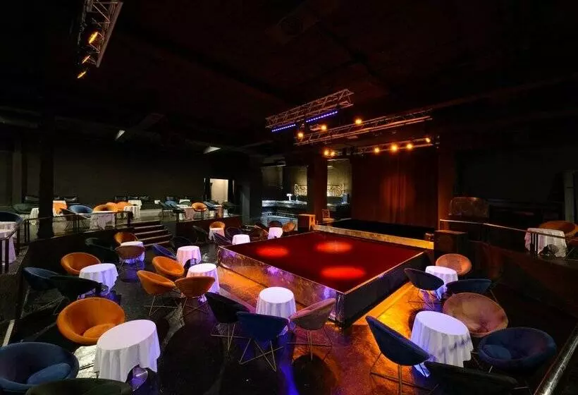 ホテル Vibra Beverly Playa