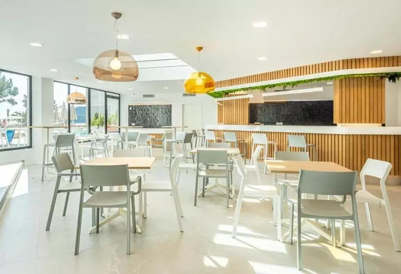 ホテル Vibra Beverly Playa