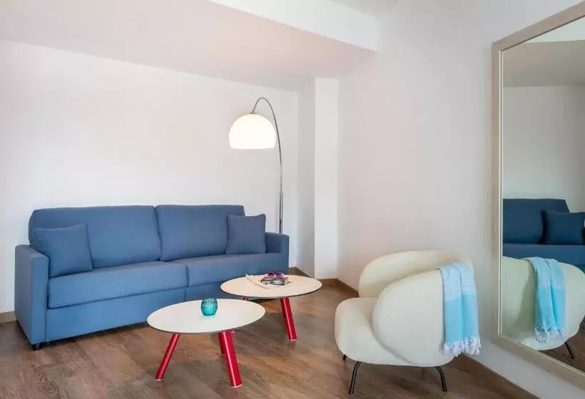 ホテル Vibra Beverly Playa