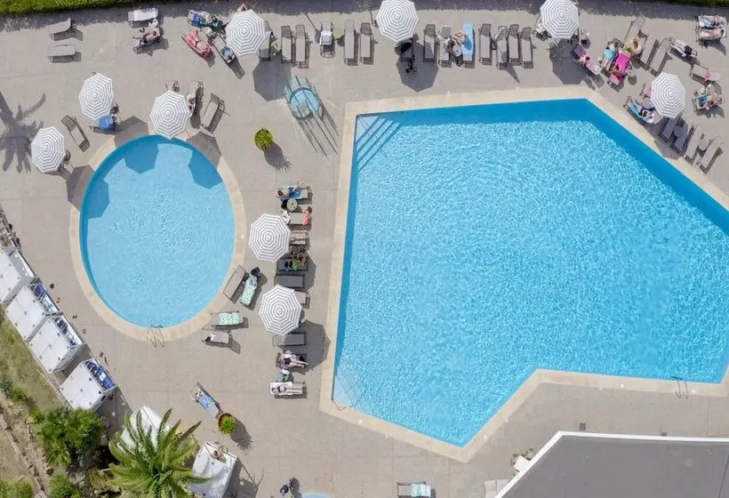 ホテル Vibra Beverly Playa