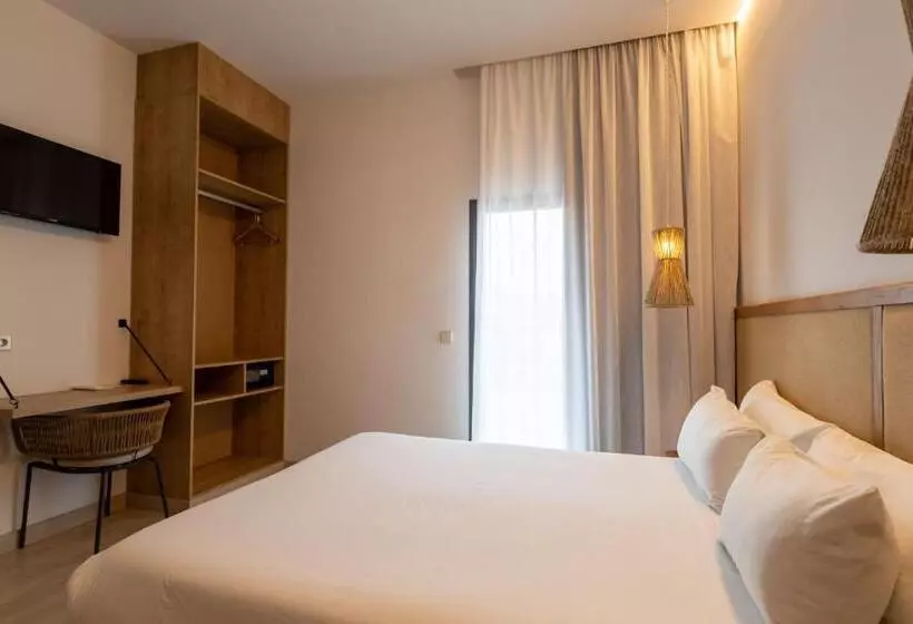 Play Hotel Ibiza   Adults Only