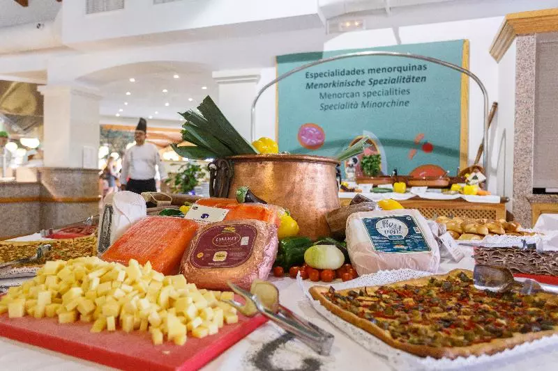 Royal Son Bou Family Club