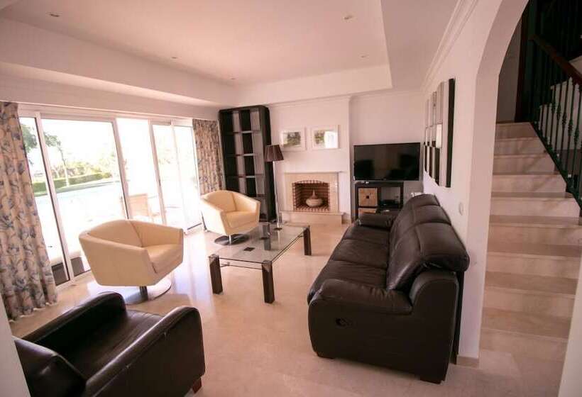 Arcos Golf Hotel Cortijo Y Villas