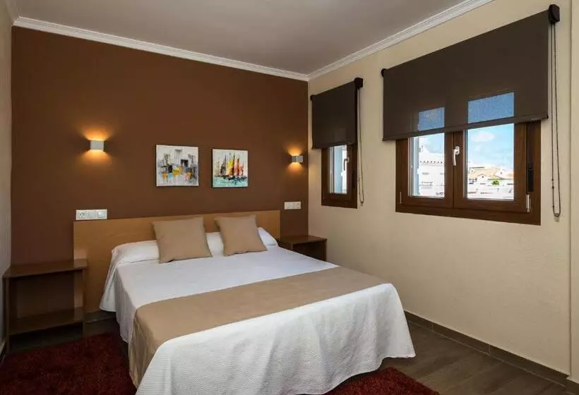 客栈  H. Ciudad De Lepe