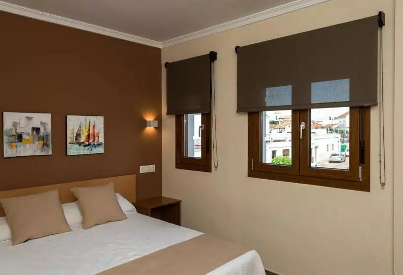 客栈  H. Ciudad De Lepe