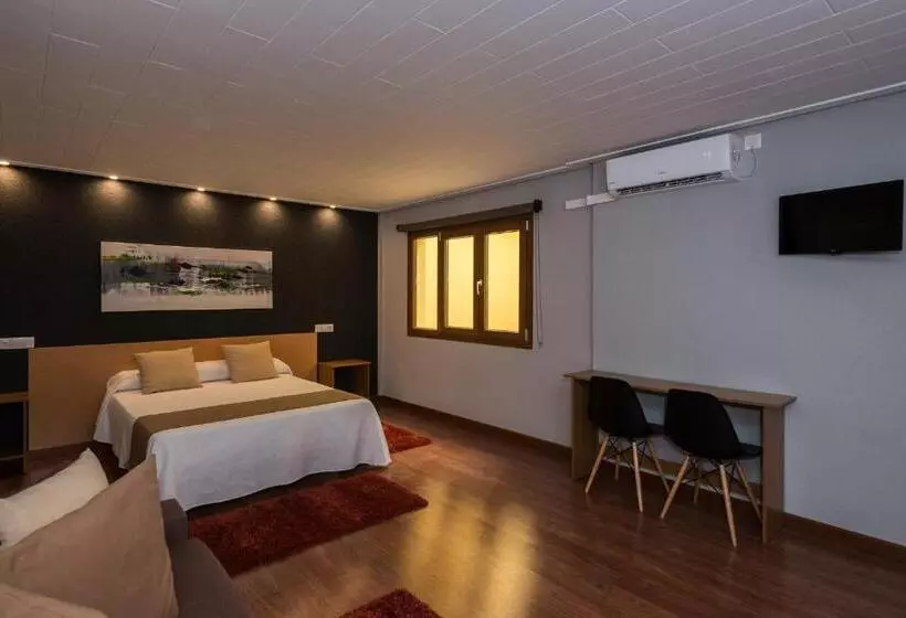 客栈  H. Ciudad De Lepe