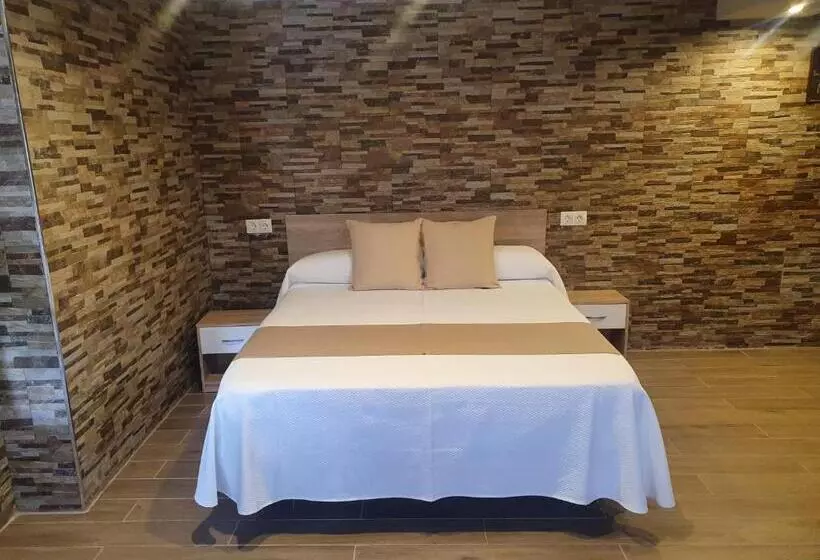 客栈  H. Ciudad De Lepe