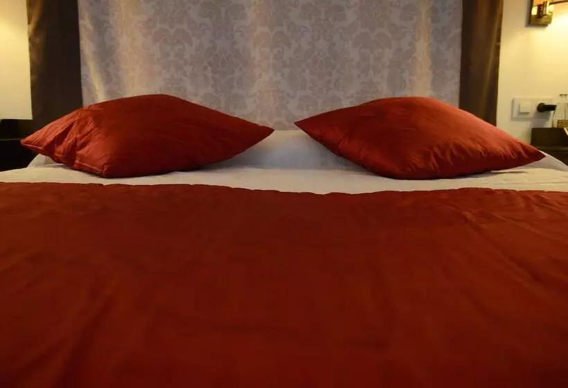 Отель Cardenal Ram