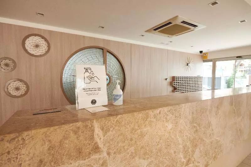 酒店 Checkin Blanes