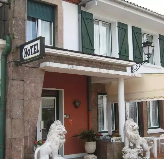 Hotel Gurutzeberri