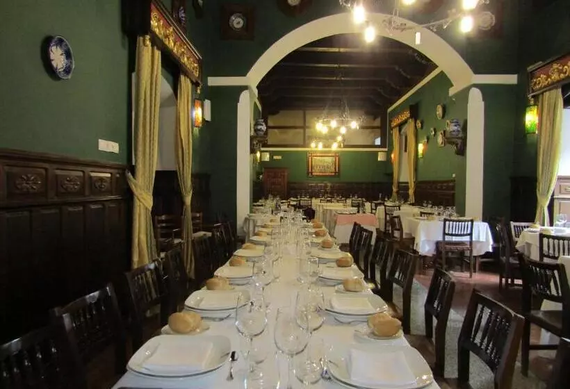 호텔 Hospederia Del Real Monasterio