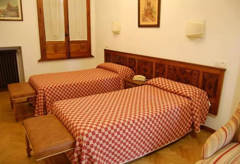 호텔 Hospederia Del Real Monasterio