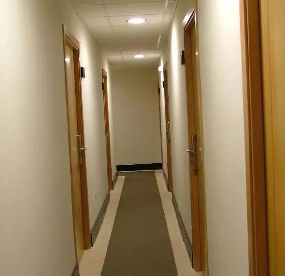 Отель La Mirada