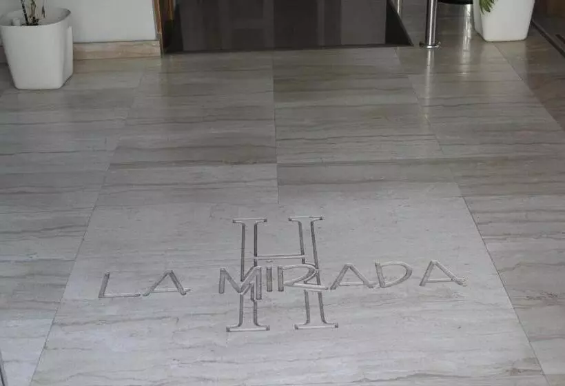 Отель La Mirada
