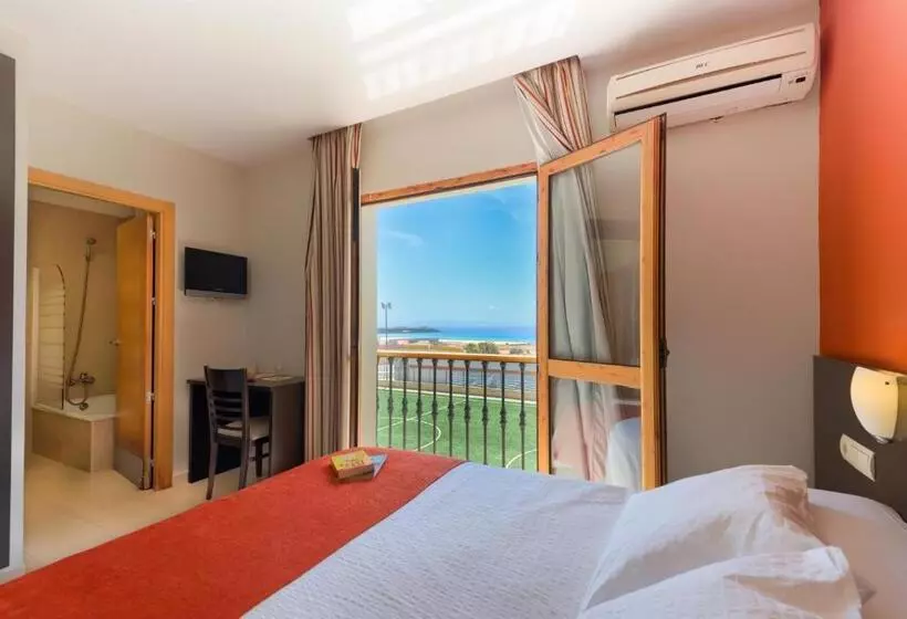 Отель La Mirada