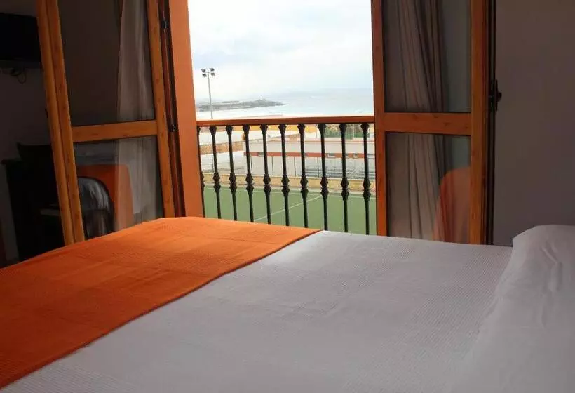 Отель La Mirada