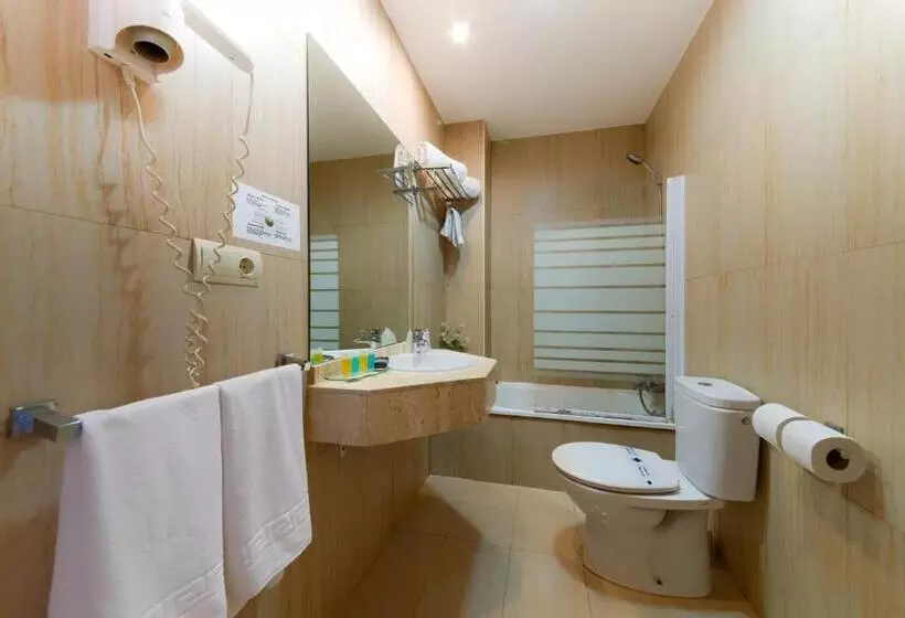 Отель La Mirada