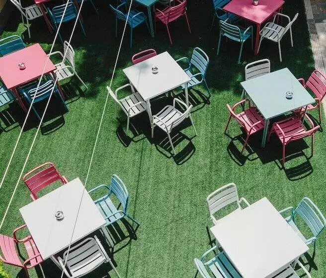 Los Angeles Hotel & Spa