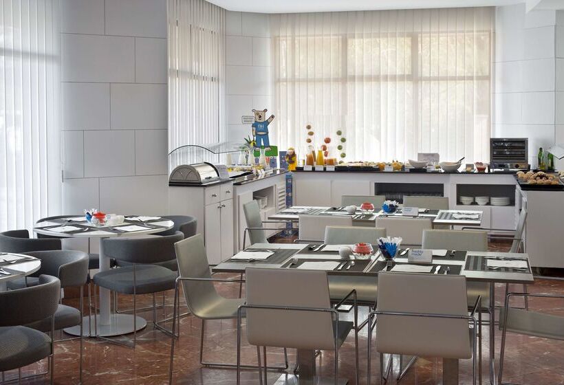 Hotel NH Avenida Jerez