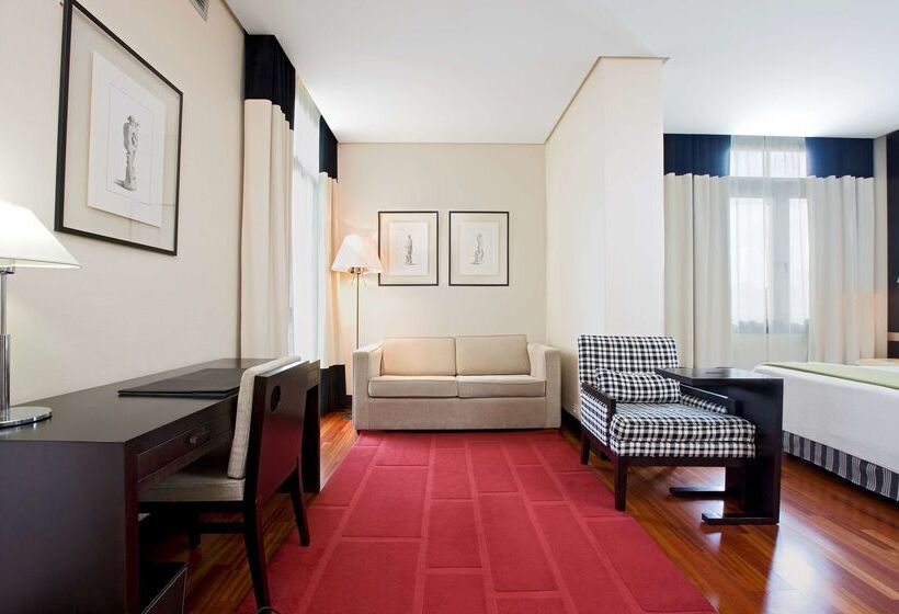 Hotel NH Avenida Jerez