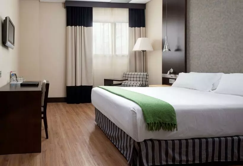 Hotel NH Avenida Jerez