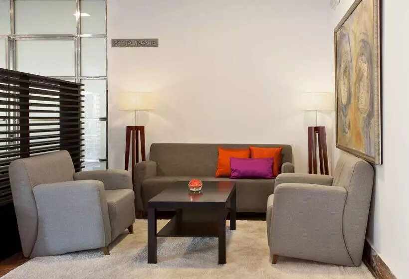 Hotel NH Avenida Jerez