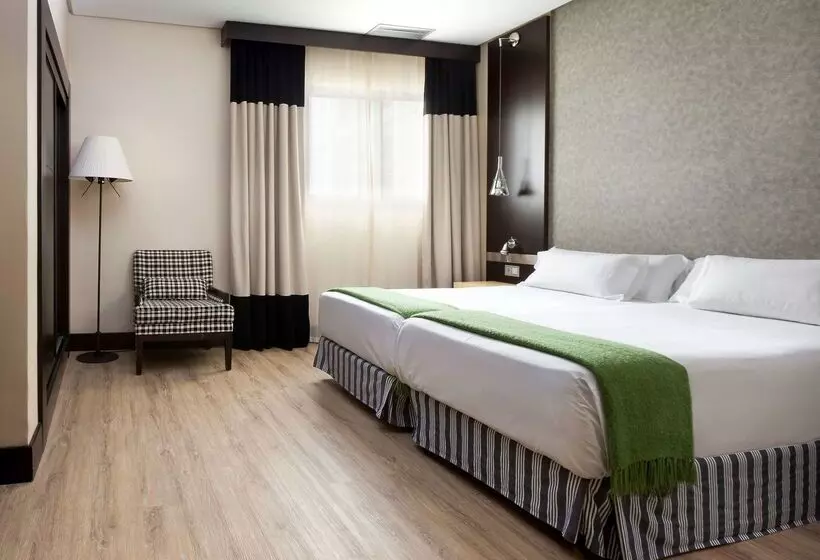 Hotel NH Avenida Jerez