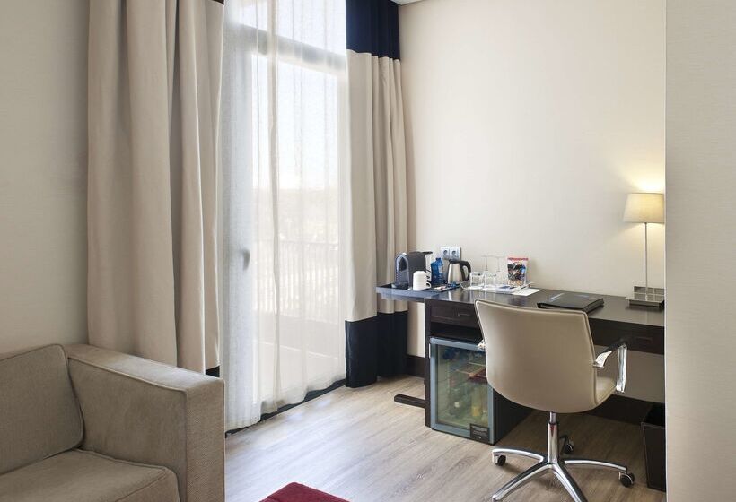 Hotel NH Avenida Jerez