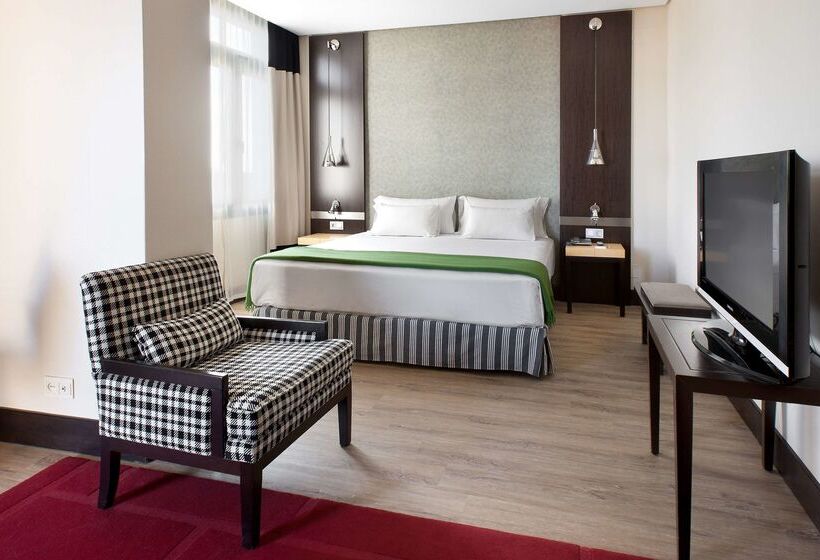 Hotel NH Avenida Jerez