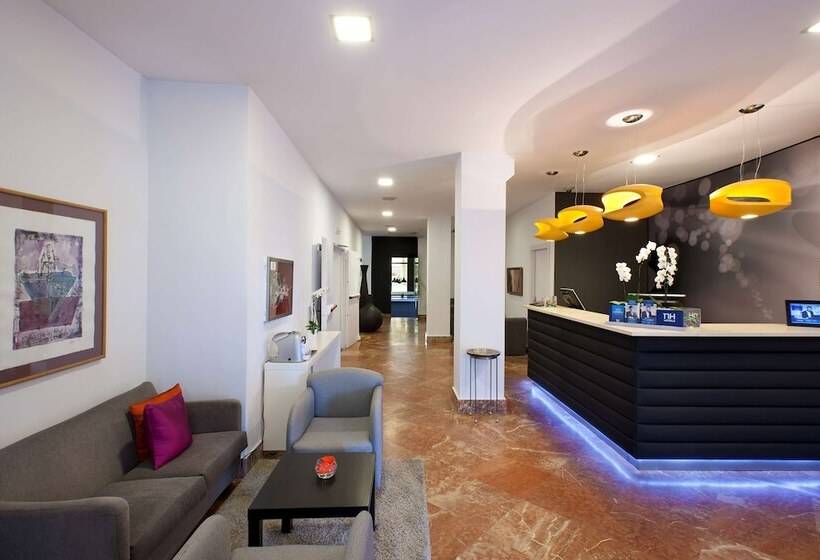 Hotel NH Avenida Jerez