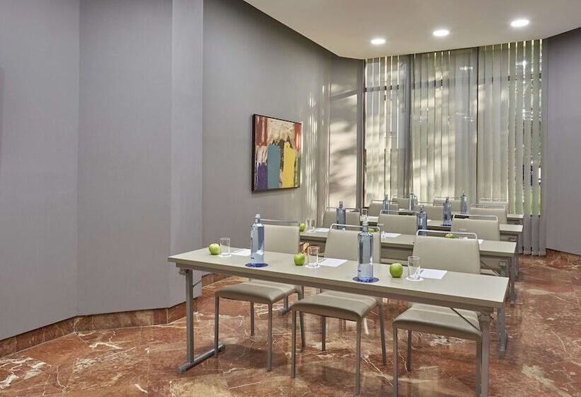 Hotel NH Avenida Jerez