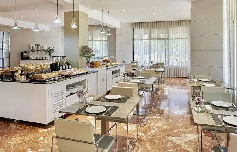 Hotel NH Avenida Jerez