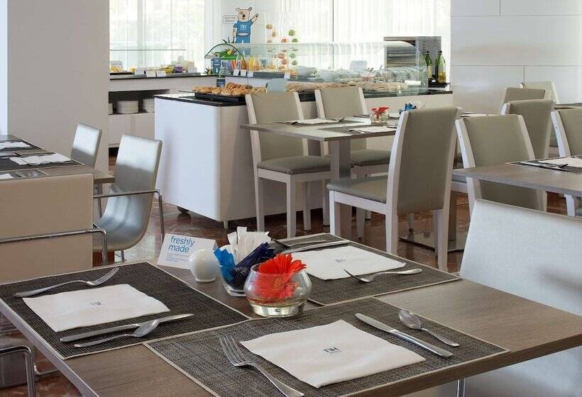 Hotel NH Avenida Jerez