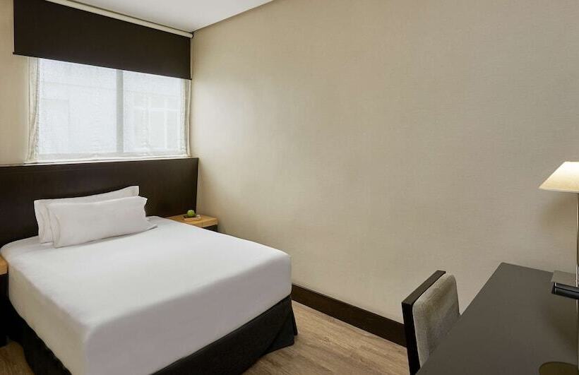 Hotel NH Avenida Jerez