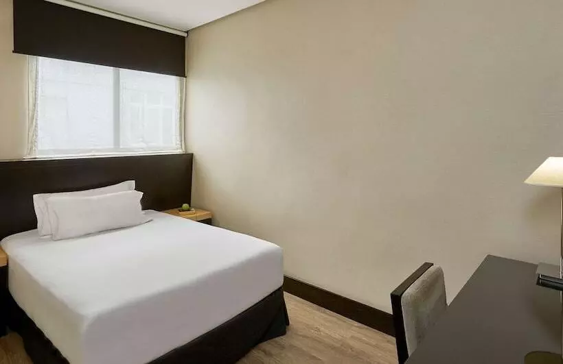 Hotel NH Avenida Jerez