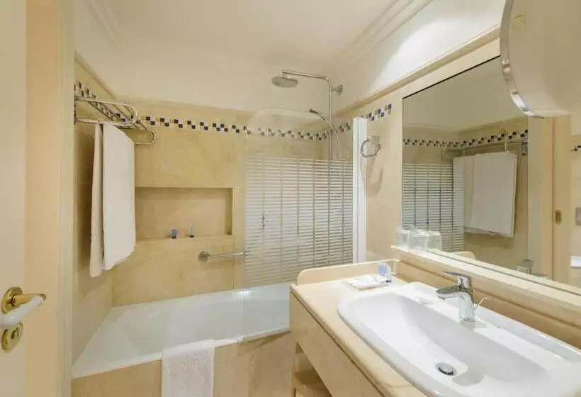 هتل Playa Victoria