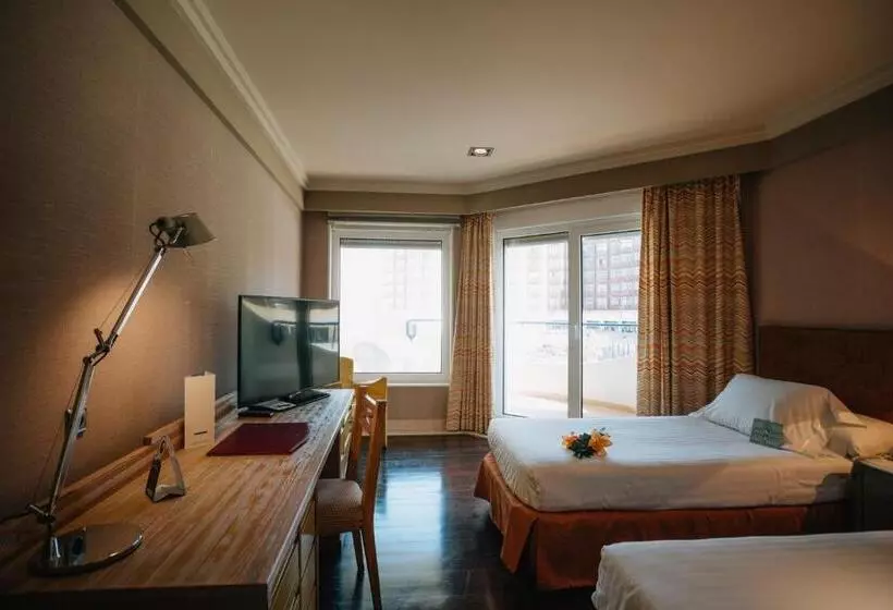 هتل Playa Victoria