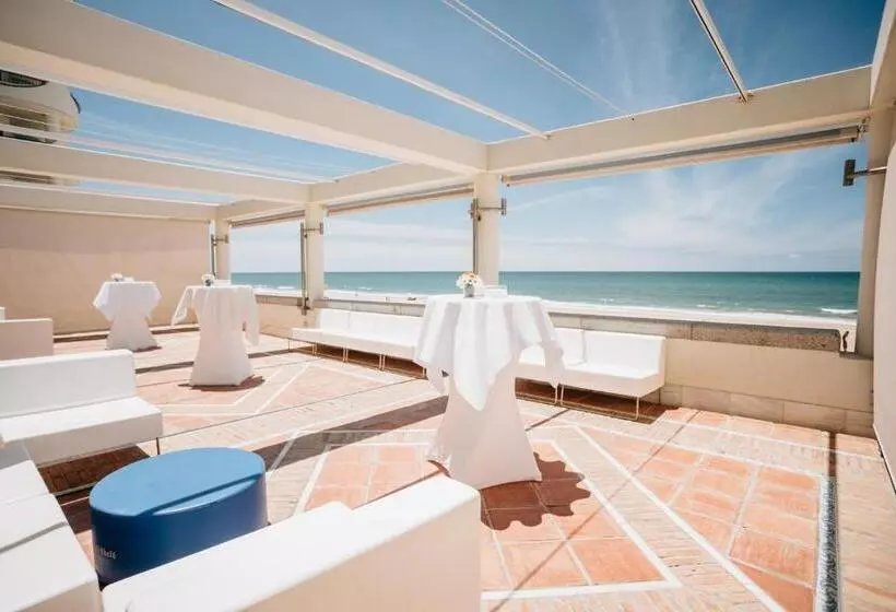 هتل Playa Victoria