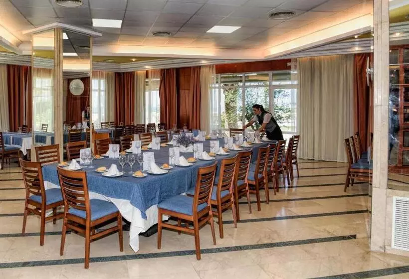 בית מלון כפרי Puertobahia & Spa