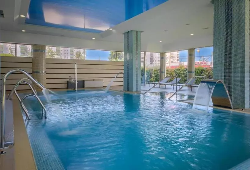 בית מלון כפרי Puertobahia & Spa