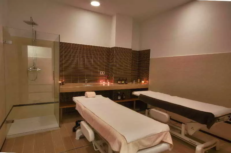 בית מלון כפרי Puertobahia & Spa