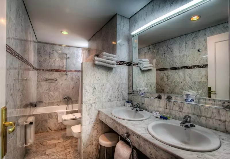 בית מלון כפרי Puertobahia & Spa