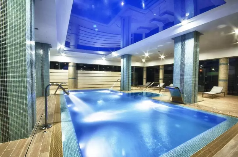 בית מלון כפרי Puertobahia & Spa