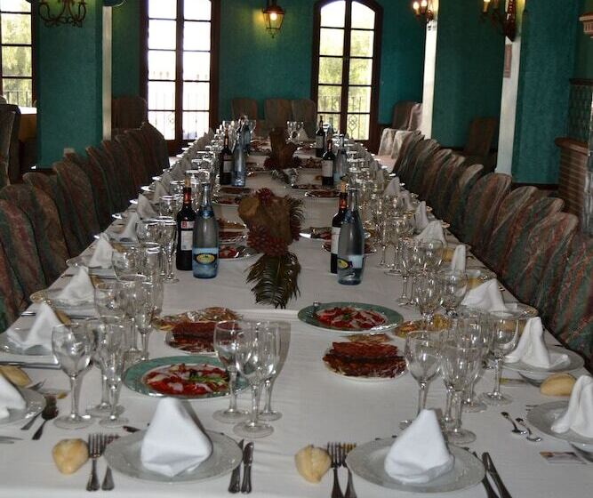 هتل Toruño Del Rocío