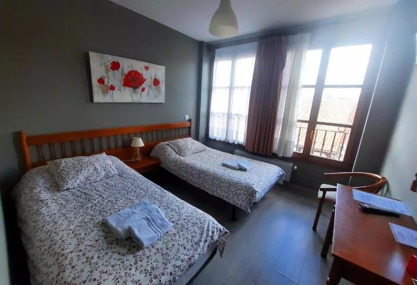 בית מלון כפרי Rural En Escalante Las Solanas