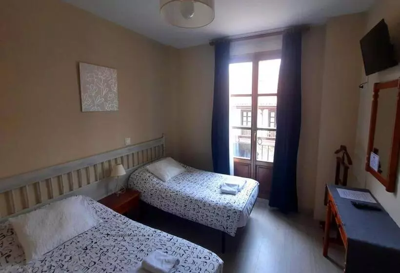 בית מלון כפרי Rural En Escalante Las Solanas