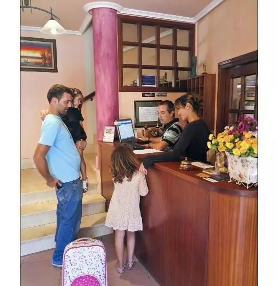 בית מלון כפרי Rural En Escalante Las Solanas